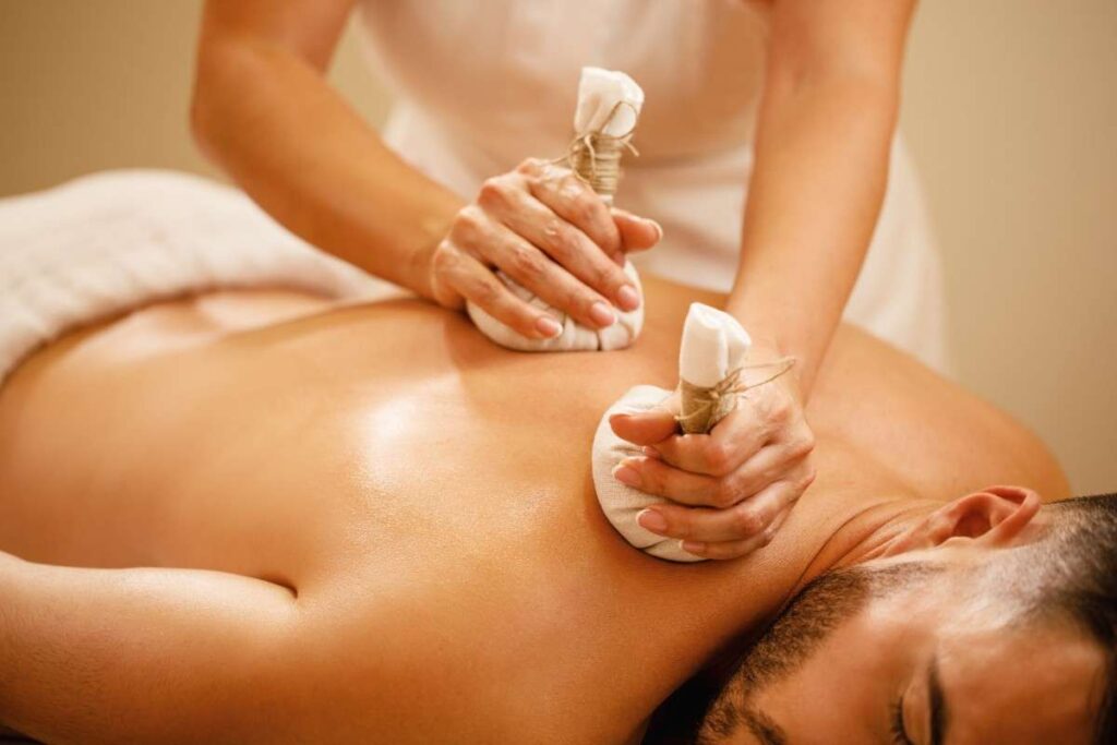 Abhyanga full-body oil massage at Ayurvedic spa Mumbai for relaxation and detox