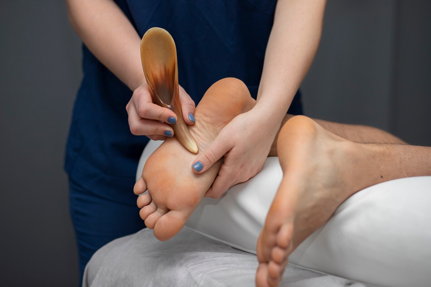 Spa in Marol – Relax with Foot & Couples Massage