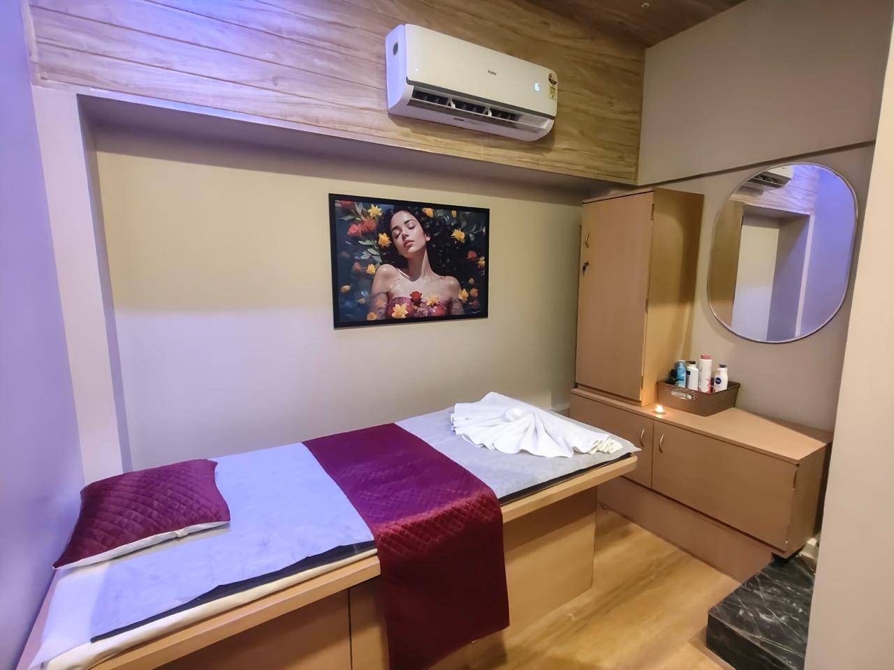 Luxury Spa Center in Andheri East